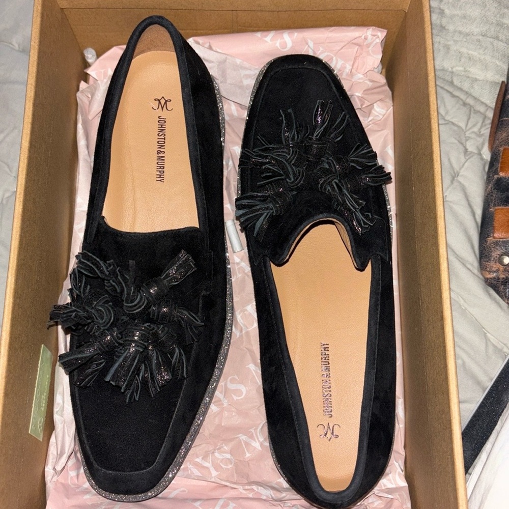 Johnson and Murphy Gracelyn Tassel suede platform loafer